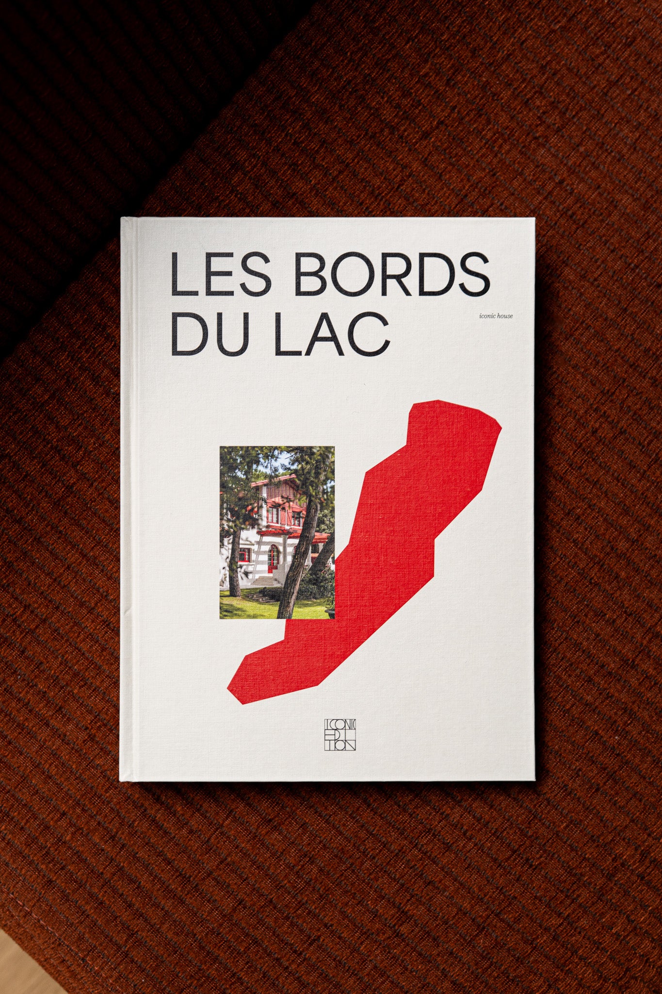 Les Bords du Lac